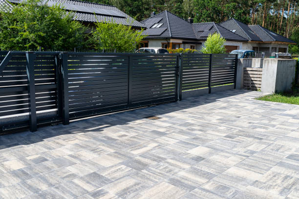 Best Professional Driveway Pavers  in Chlicothe, IL